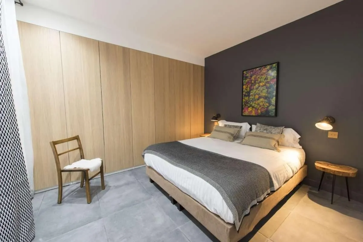 Alpohi Apartment Paris