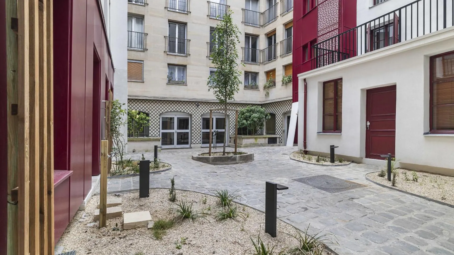 Alpohi Apartment Paris