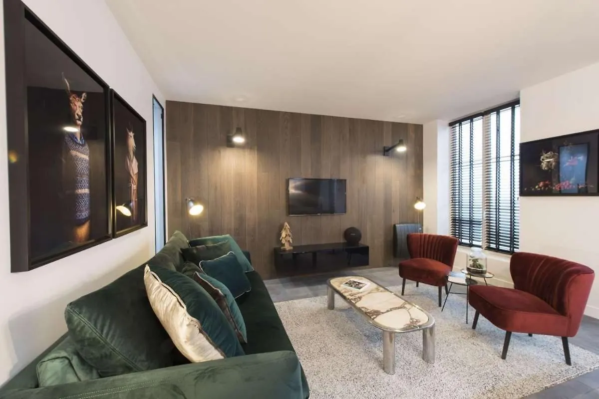 Alpohi Apartment Paris France